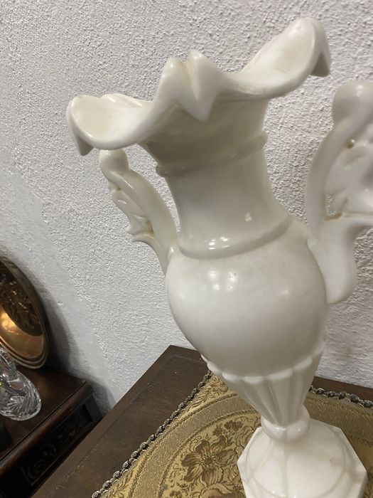 Винтидж настолна лампа от оникс Италия 1970те 43 см