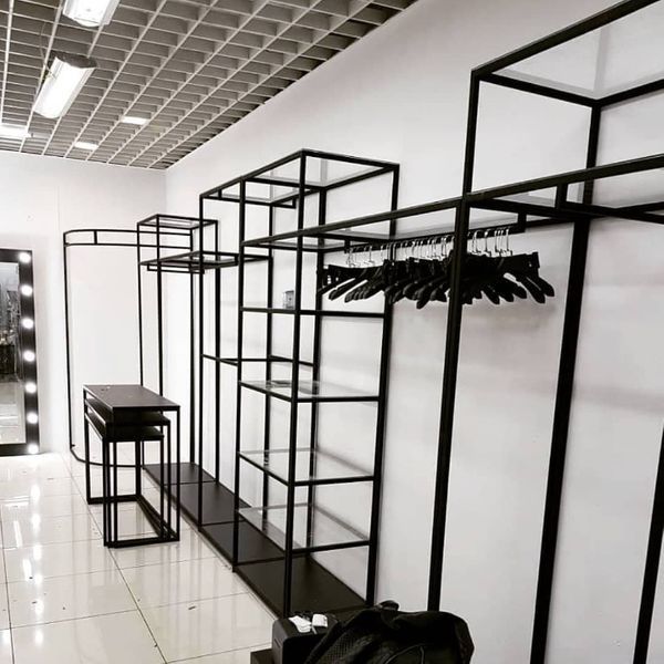 Рейлы, вешала, стойки, примерочные для бутика