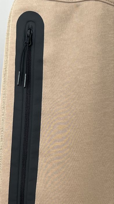 Nike Teck Pack FB8002. Брюки на каждый день………………