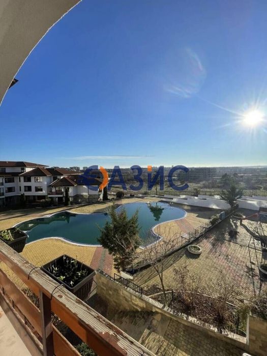 Голямо студио в комплекс "Гардения Хилс", 2 етаж, България, Слънчев