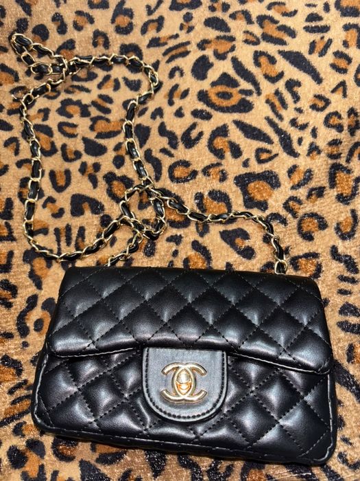 Vand geanta chanel