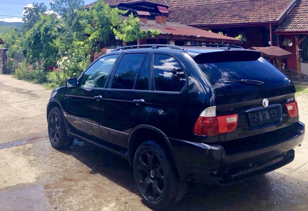 Bmw x5  3000 benzina si gpl