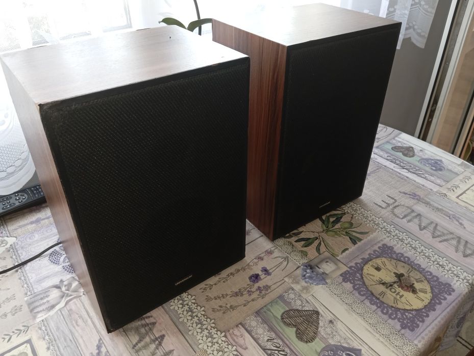 Тонколони Universum 20вата 4ома