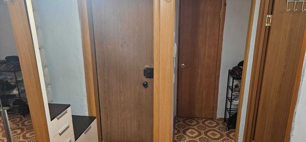 продам 2-х комнатную квартиру