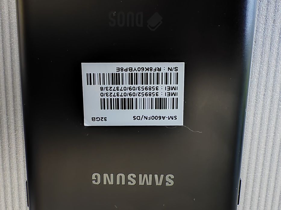 Samsung Galaxy A6 (2018), 32GB-Memory, Duos Sim card