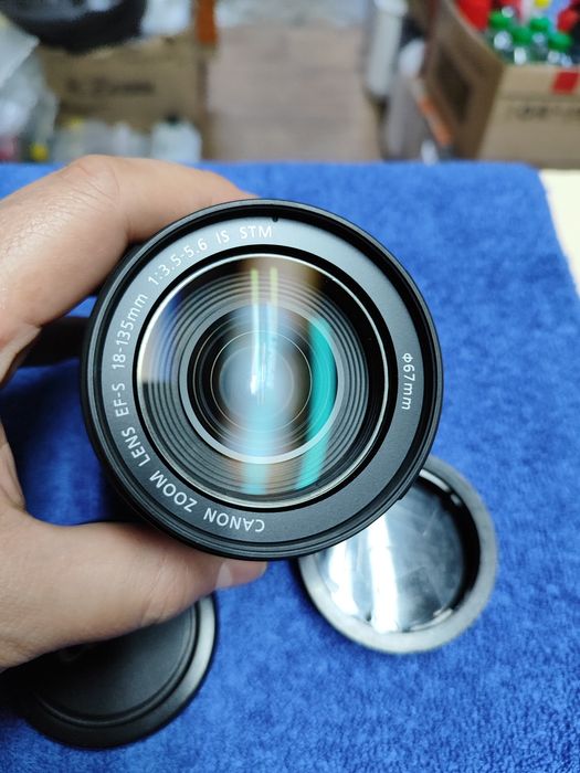 Объектив Canon EF-S 18-135mm IS STM