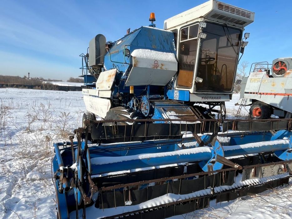 Комбайн вектор 410