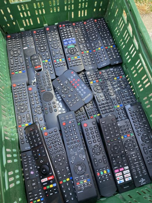 29 telecomenzi diverse modele