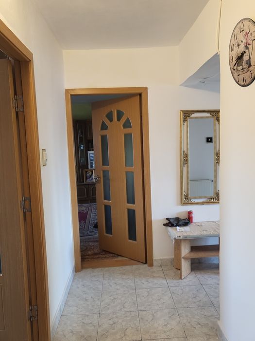 Apartament decomandat cu 3 camere, 2 bai