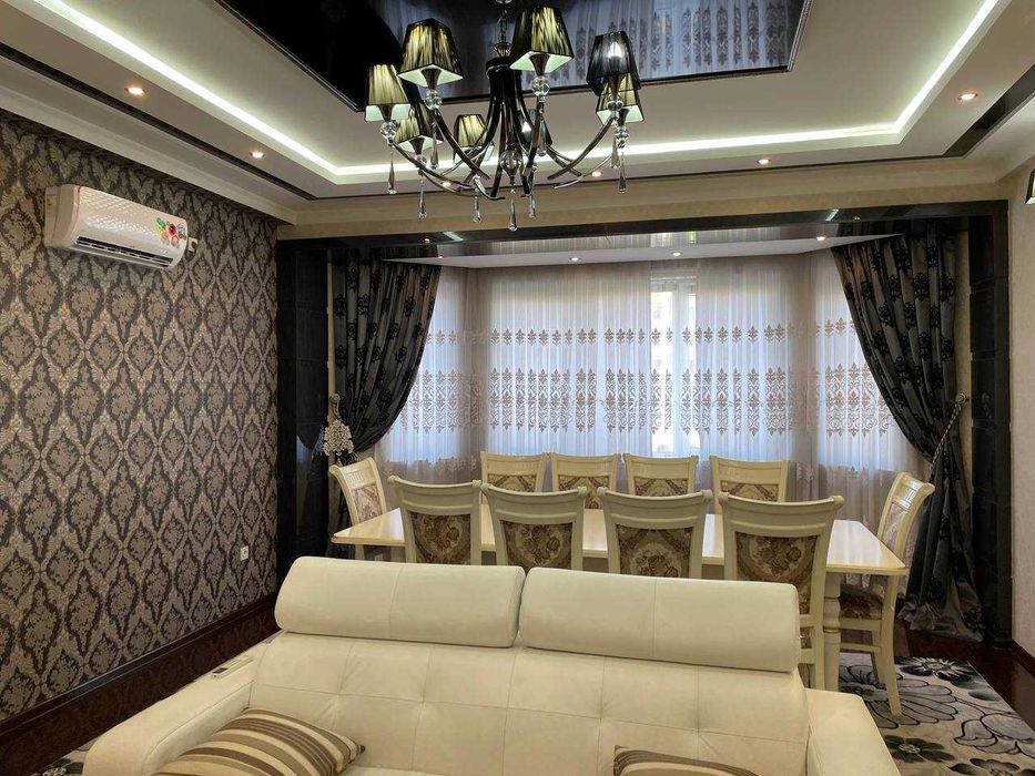 Сдается квартира в центре на Алайском