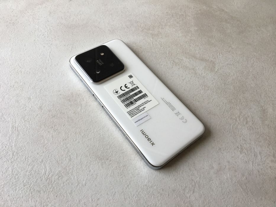 Xiaomi 14 512 GB 12 + 12 Ram White пълен комплект остатъчна гаранция