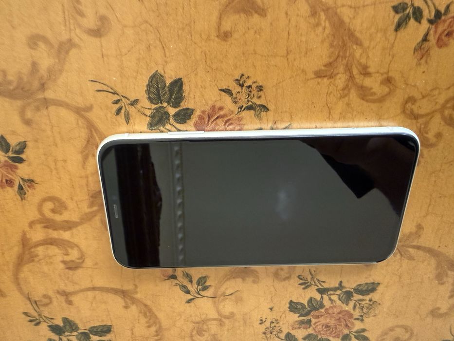 Iphone 11 , 64гб , 70% акб