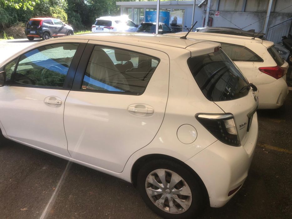 Toyota Yaris 1.0 НА ЧАСТИ