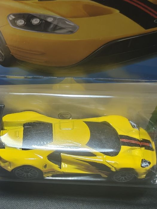 Хот вилс обмен/продажа  hot wheels