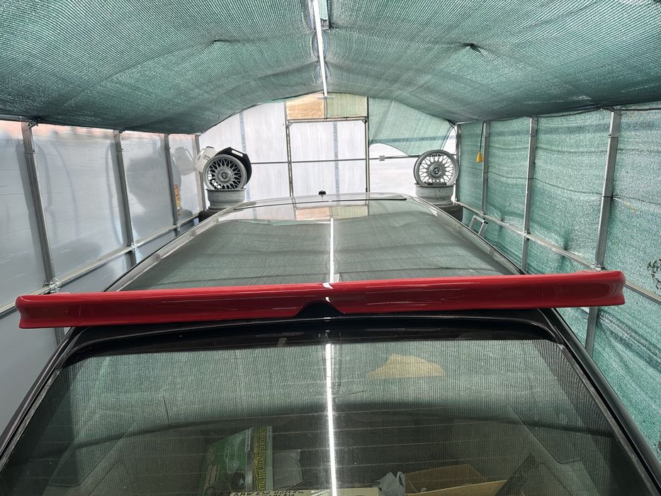 Продавам за bmw e30 m tech 1 заден спойлер от фибростъкло