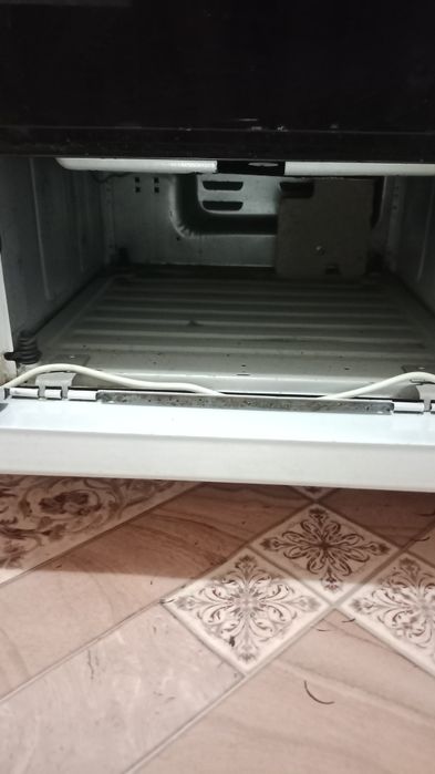Продам газовую плиту