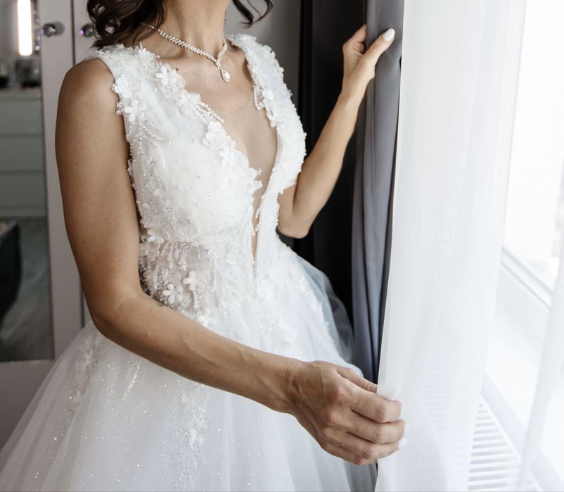 Rochie de mireasa alba, xxs/xs, corset , crinolina 3 cercuri, CA NOUA