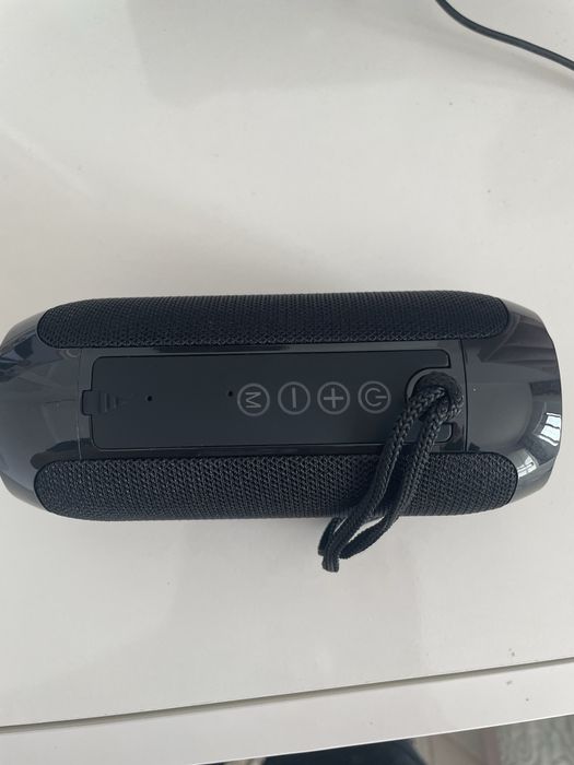 Портативная беспроводная колонка