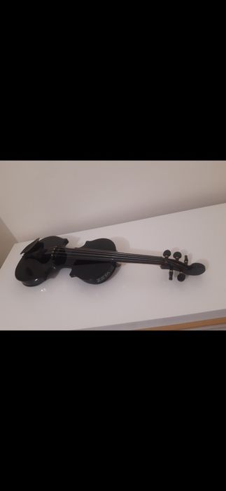 Vioara  Zeta.model cv 45 noua