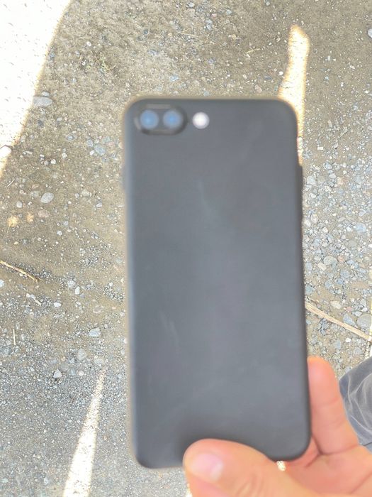 iphone 8 plyus sim oqimaydi emi otgan
