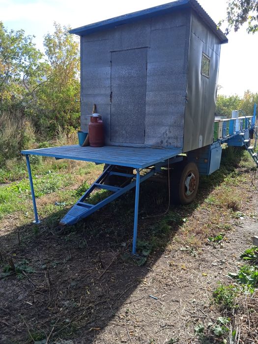 Продам прицеп пчеловодный