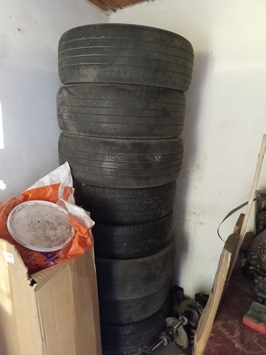 Продам шины 19размер