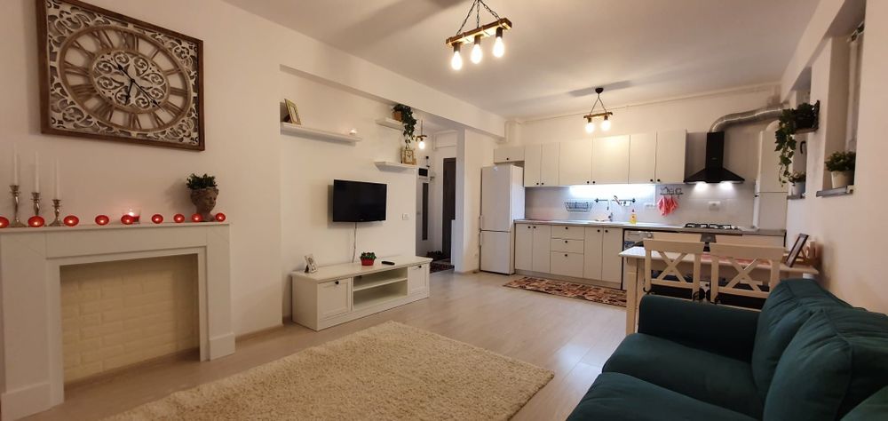 Apartament 2 camere demisol