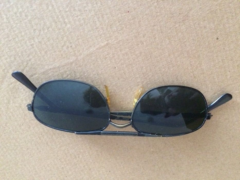 Различни модели слънчеви очила