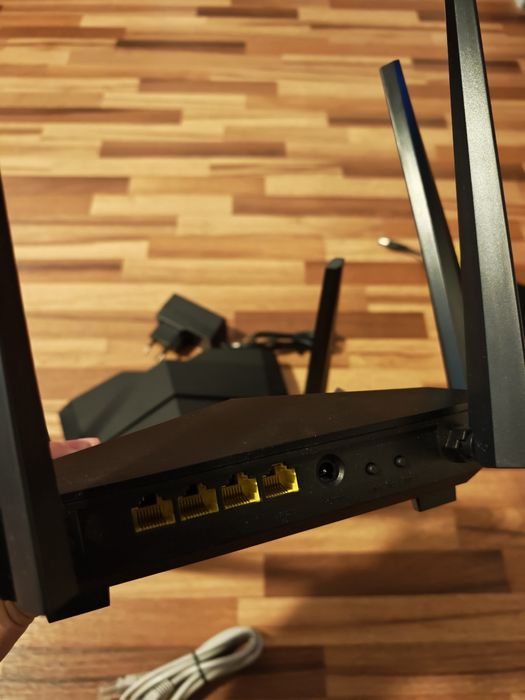 2 x Router Tenda AC1200 Dual-Band AC 10 + AC6