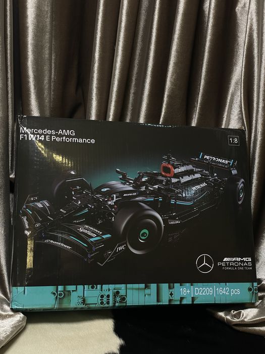 Formula 1 Amg petronas lego