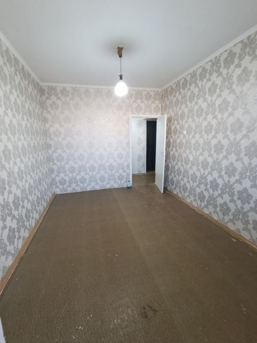 1 xona 2 xona qilingan 3 etaj kvartira sotiladi