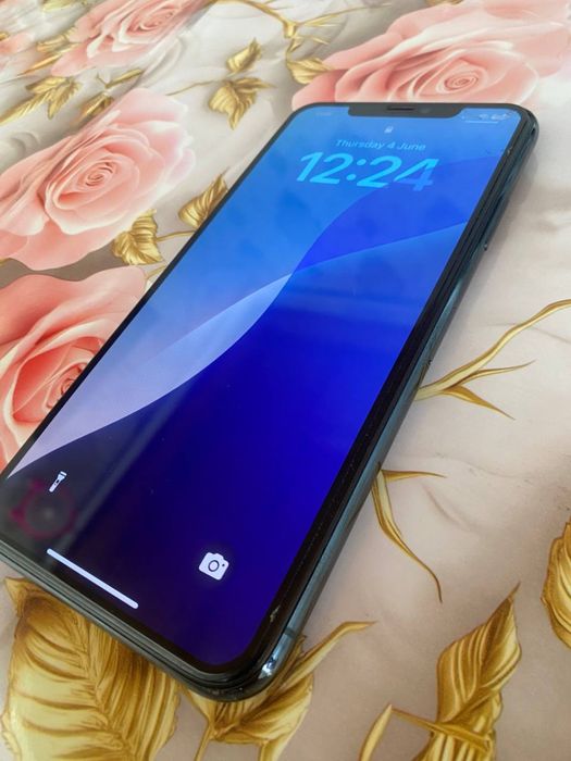 Iphone 11 pro max sotiladi srochna