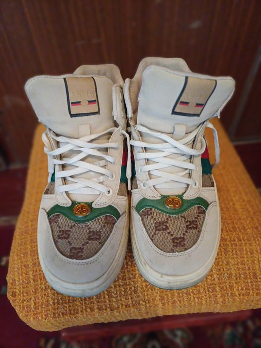 Женские кеды ,высокие ,модные .