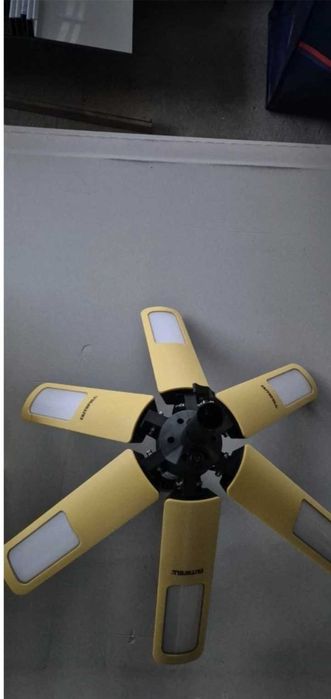 Lumina Led 360° Faitfhull 110v + Trepied 3 m