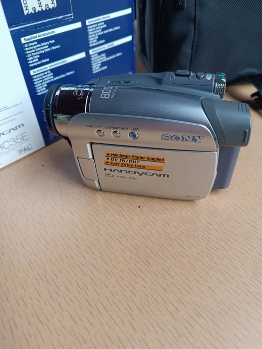 Видеокамера Sony Handycam