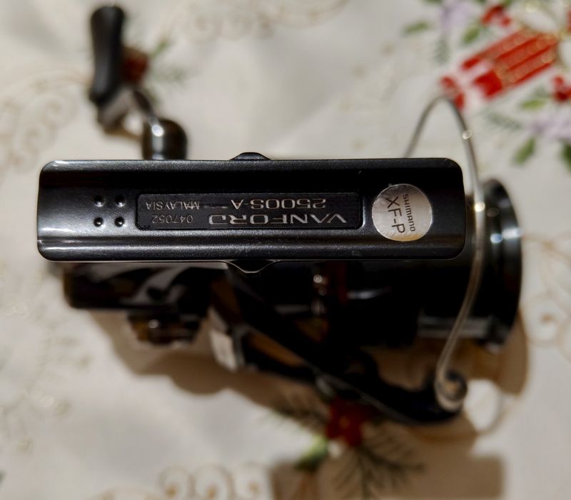 Продавам спининг макара!