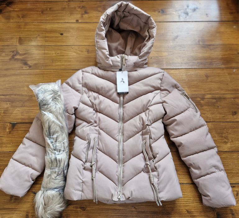 Geaca dama noua marimea 36