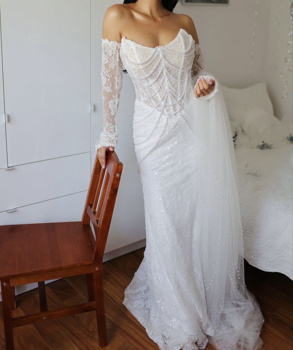 Vand rochie de mireasa La Novia