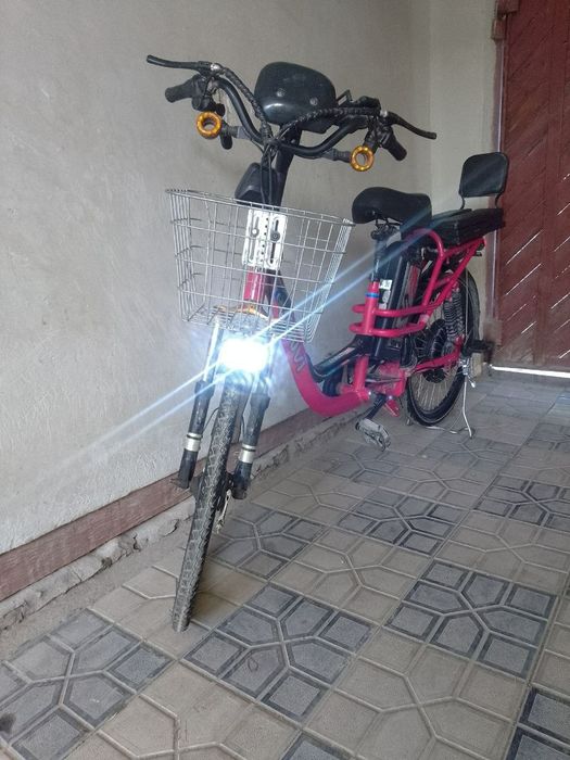 Arzon Elektro skuter Akumlatr yangi