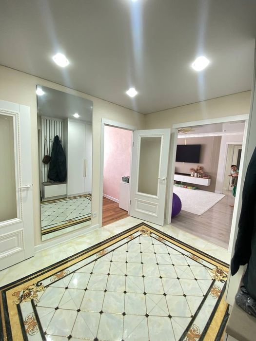 Продам 3 комнатную квартиру