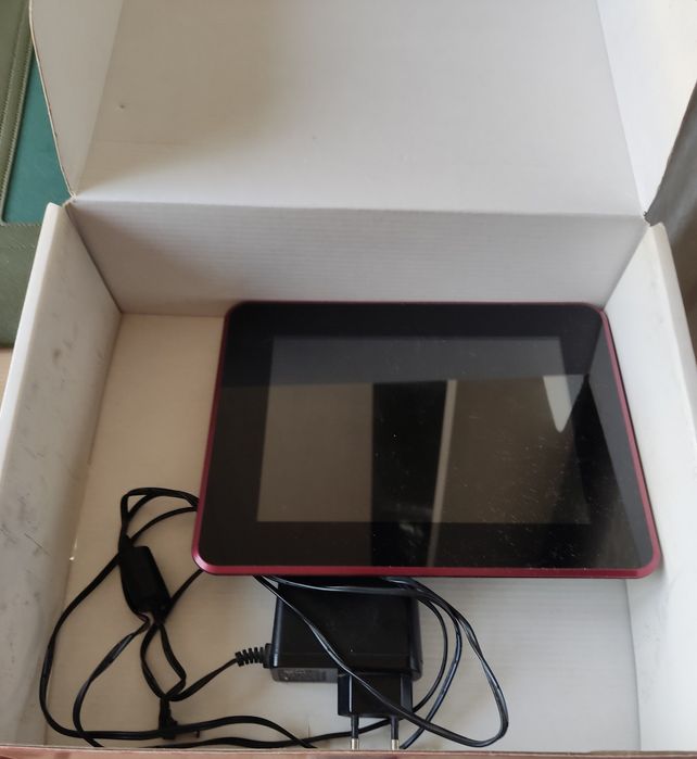 Продам цифровую фоторамку