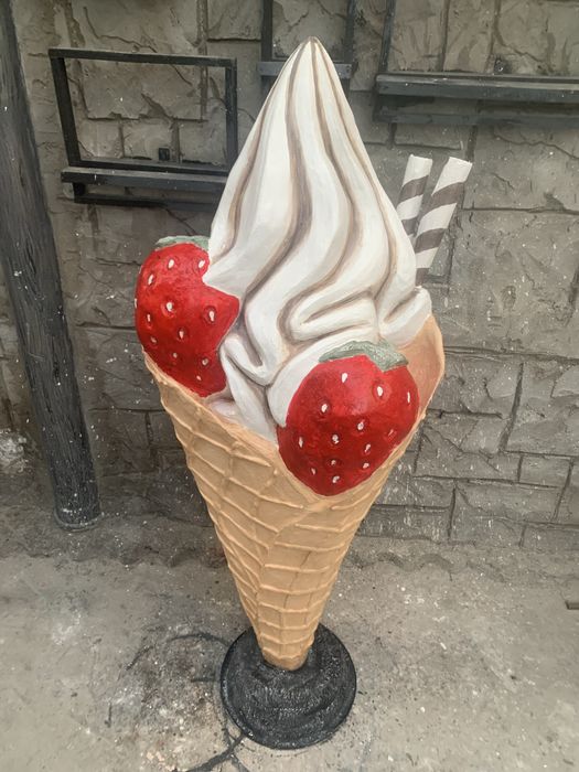 Muzqaymoq maketlari sotiladi yasab beriladi