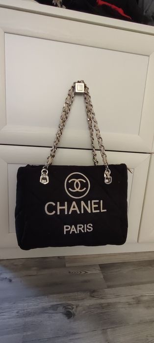 Стилна чанта, черно бяла