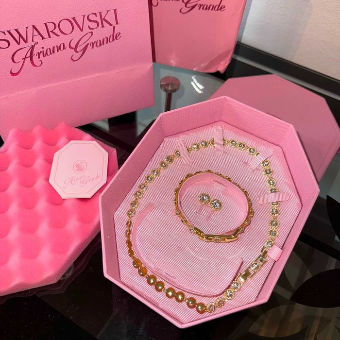 Set Swarovski Angelic Femeie Ariana Grande//Premium