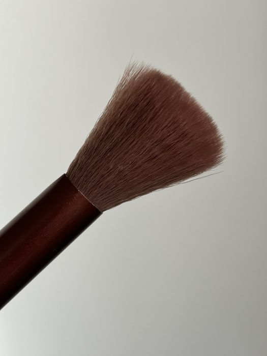 Професионални четки за грим