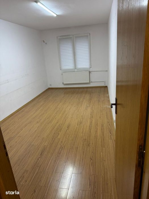 4 Camere | Parter | Nemobilat | Sector 6 | Birou | 90 Mp