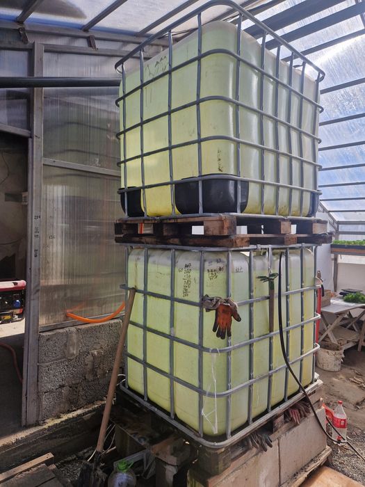 Продам дом с зимней теплицой