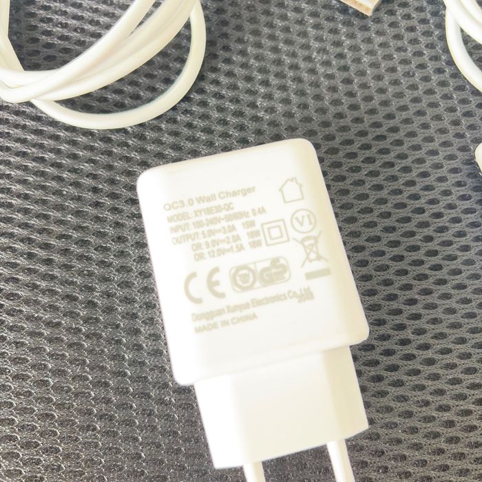 2 x Incarcator Wireless Qeno Statie Incarcare 3 In 1