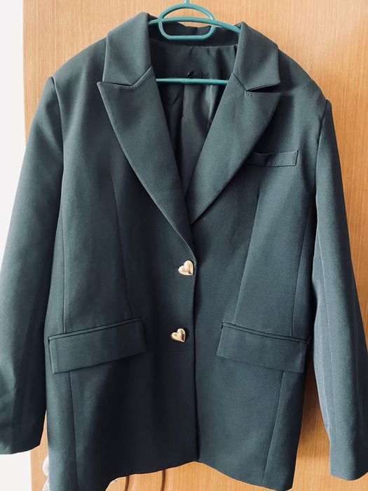 Дамско освърсайз сако