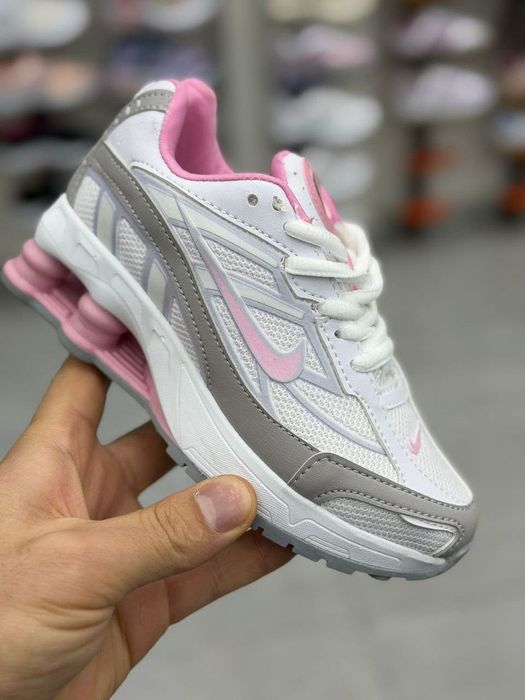 Adidasi fetite si baieti